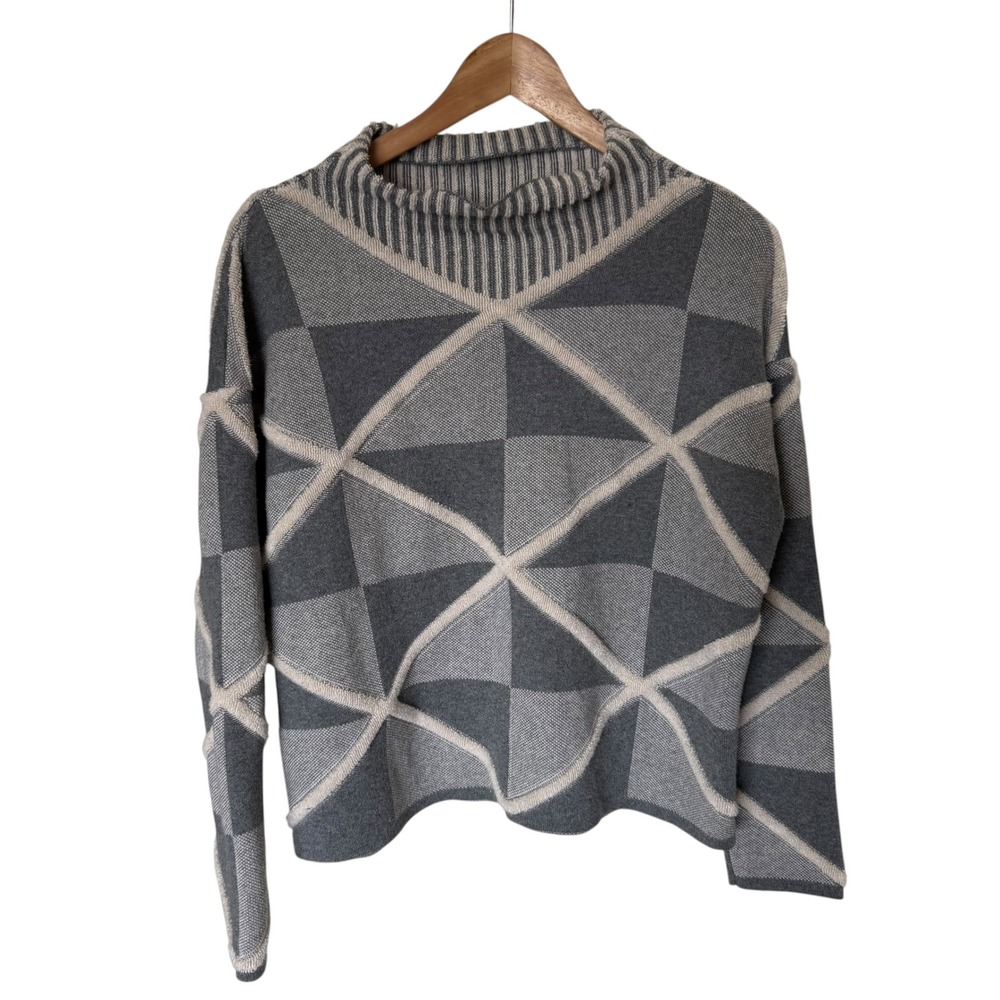 Unknown Geometric Mock Neck Sweater Womens M Grey Cream Excellent Textured Piped
